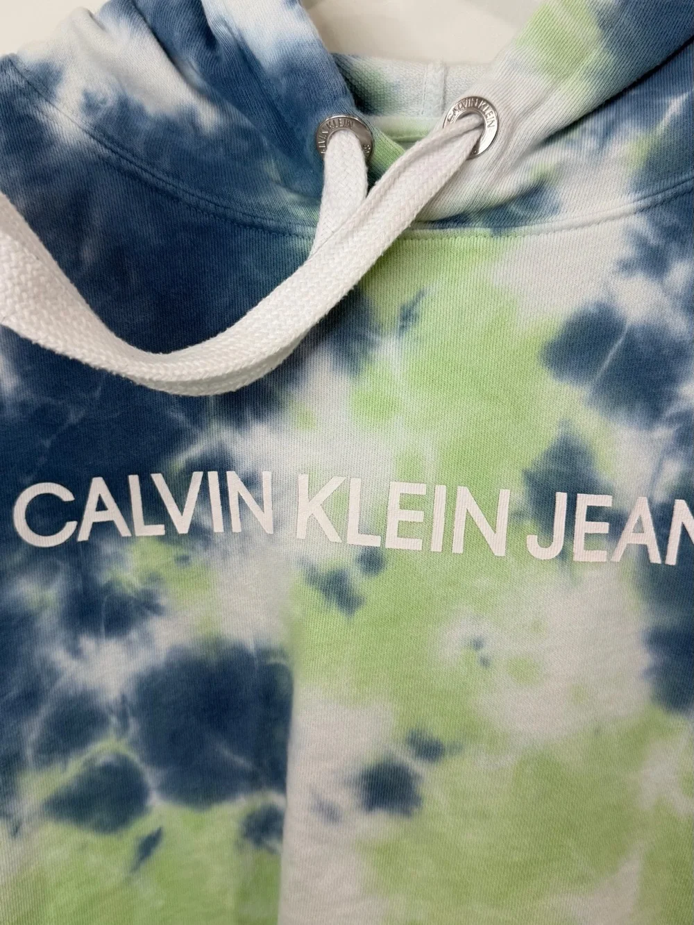 Calvin Klein Jeans Cropped Tie-Dye Hoodie - Lime & Navy